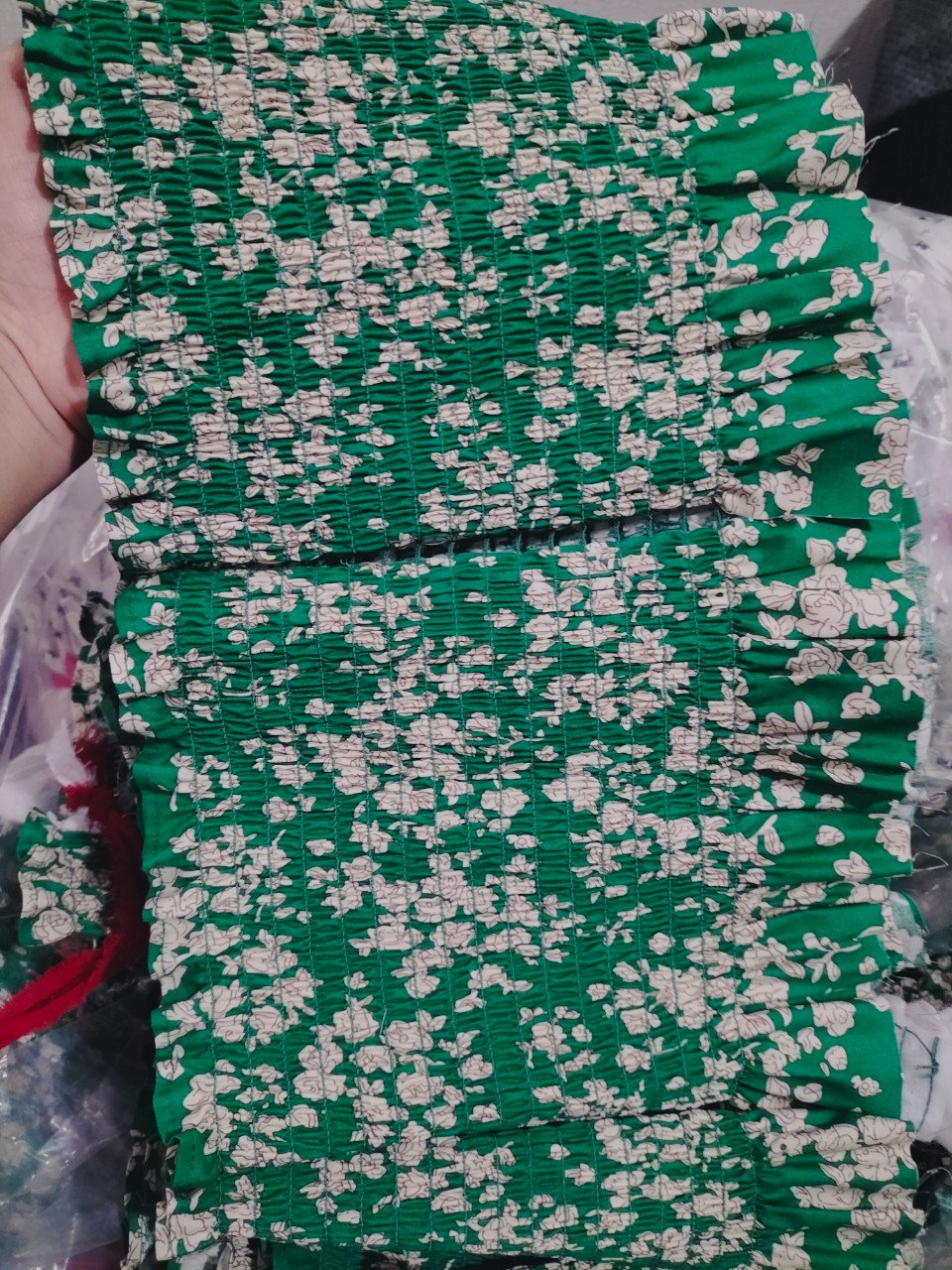 Gia Công Dập Ly Vải Chuyên Nghiệp Tại TP.HCM – Đường Ly Sắc Nét, Giá Tốt