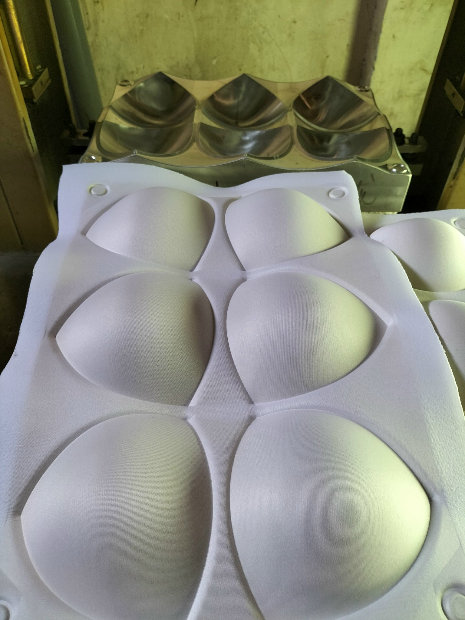 Đệm ngực mẫu 1